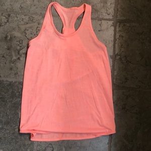Lululemon essential tank top